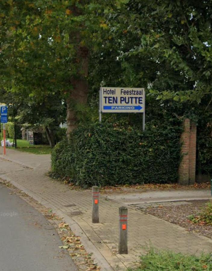 Hotel Ten Putte Gistel Exterior photo