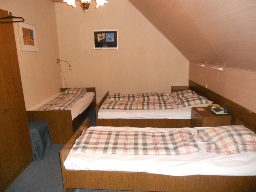 Hotel Ten Putte Gistel Room photo